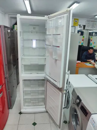 Nevera marca LG A+ 201x60cm con garantía 