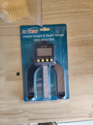 Goniometro elettronico Parkside più calibro.