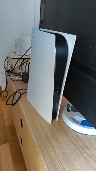 PlayStation 5 con 2 mandos