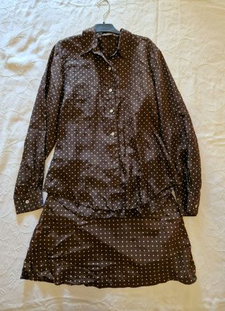 Traje seda Red Globe lunares T.40