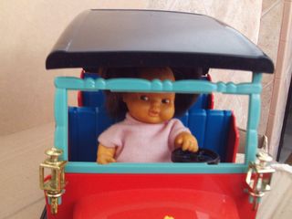 Coche Musical Barriguitas Famosa