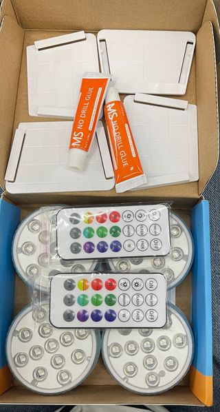 4 luci LED sommergibili per piscina RGB