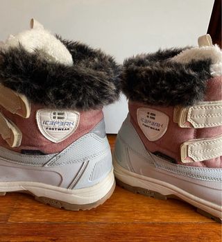 Botas niña beige y marrón