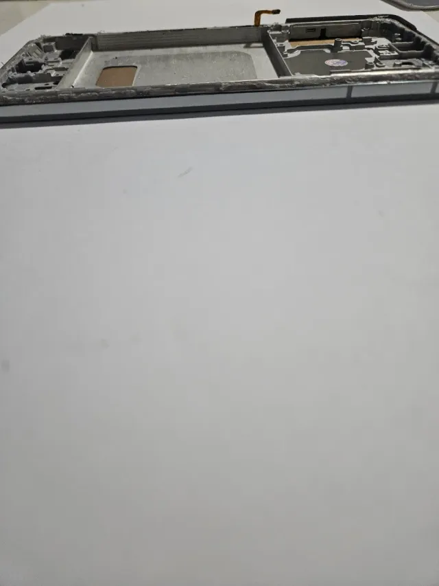 Monitor Samsung S21 5G AMOLED