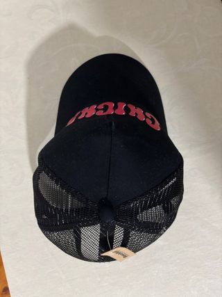 Gorra Chicha negra y rosa