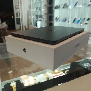 MacBook Air 13 M4 16GB 256GB