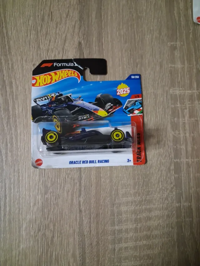 Hot Wheels Oracle Red Bull Racing 2025