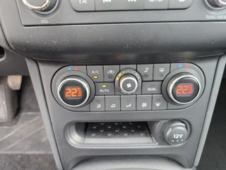 Nissan Qashqai+2 2011