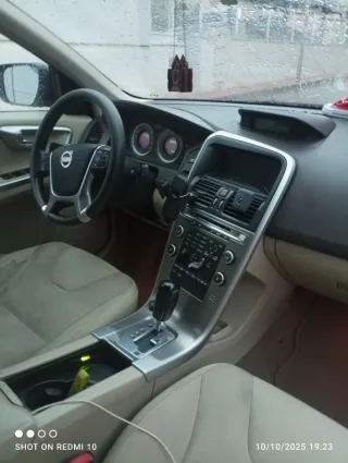 Volvo XC60 2011