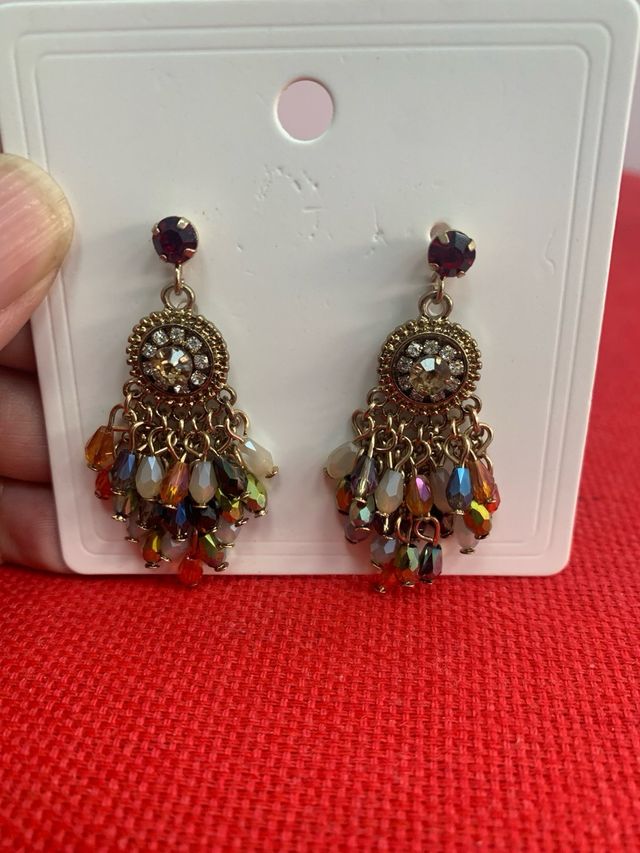 Pendientes boho cuentas colores y cristales