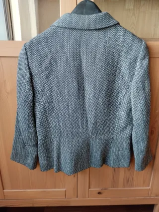 2 Chaquetas Mango gris tweed y torera Apriori