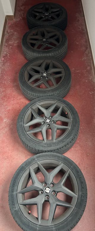 Llantas y neumáticos SEAT x5