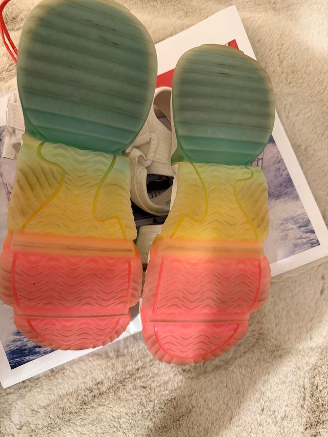 Sandálias Steve Madden Tamanho 41 Branco multicolorido
