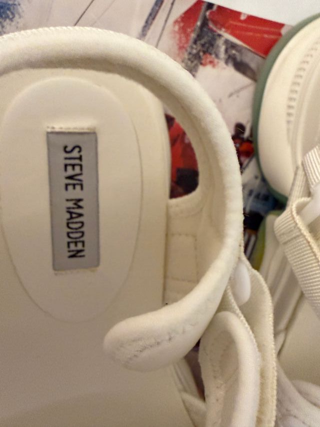 Sandálias Steve Madden Tamanho 41 Branco multicolorido