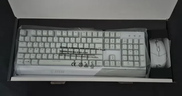 MSI Vigor GK30 Combo Teclado y Ratón RGB