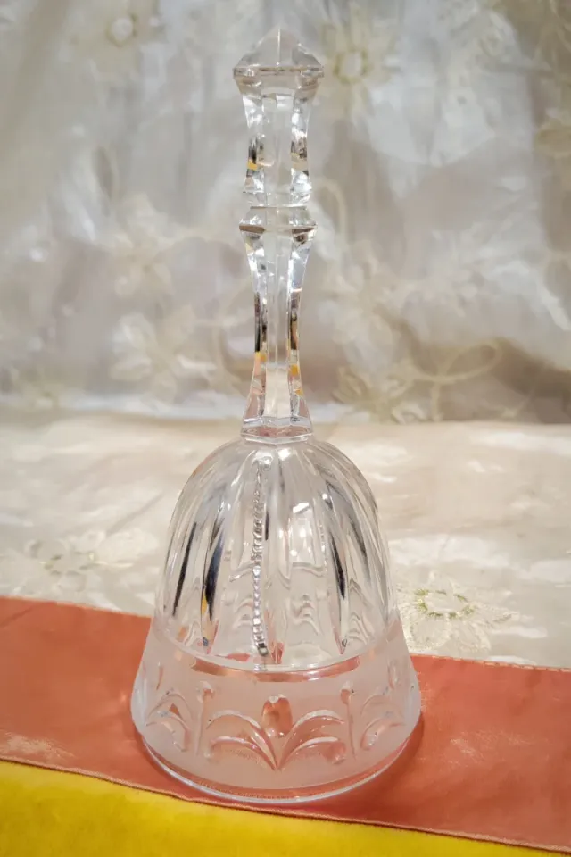 Campana de mesa Golden Crown E&R