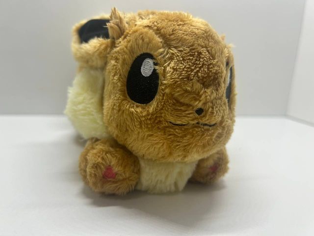 Peluche Eevee Oficial Pokémon Center Japón 24cm