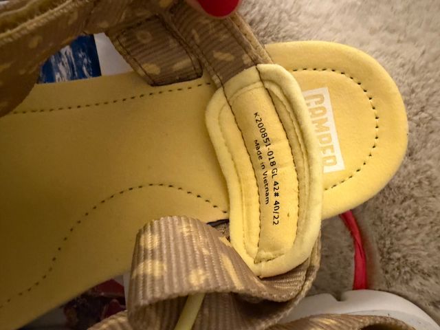 Sandálias Camper Oruga Up Tamanho 42 amarelas