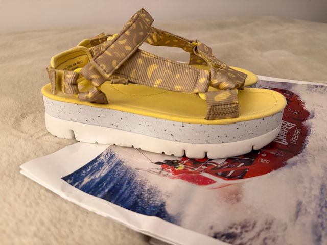 Sandálias Camper Oruga Up Tamanho 42 amarelas