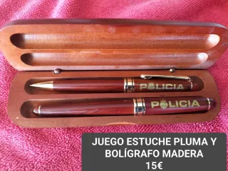 COLECCIÓN DE 60 Insignias Policía Nacional