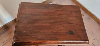 Mueble auxiliar de madera