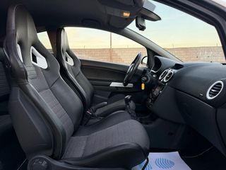 Opel Corsa OPC 210cv NURBURGRING 2012