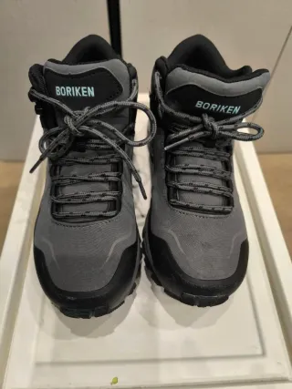 Botas de montaña Boriken grises