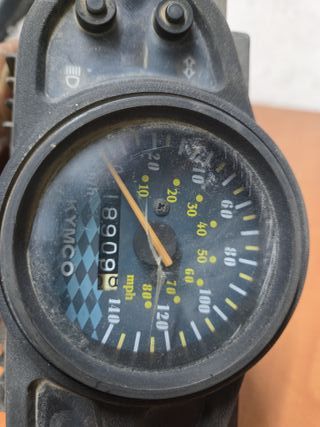 Cuadro Cuentakilómetros Kymco Agility 2006