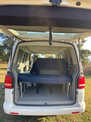 Volkswagen California Beach T5 (2.0 TDI)