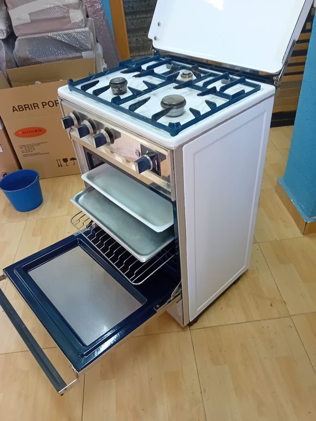 COCINA DE BUTANO MUY BUENA EN 50 EUROS, CARTAGENA