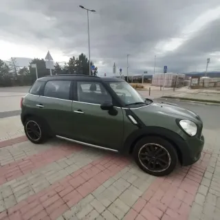 MINI Countryman 2015