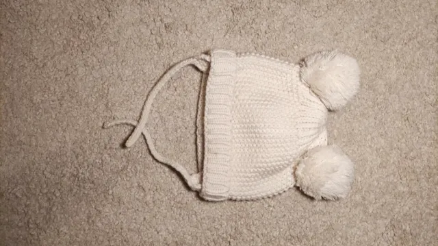 Gorro Zara lana con pompones