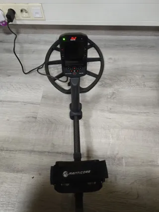Minelab Manticore Detector de Metales
