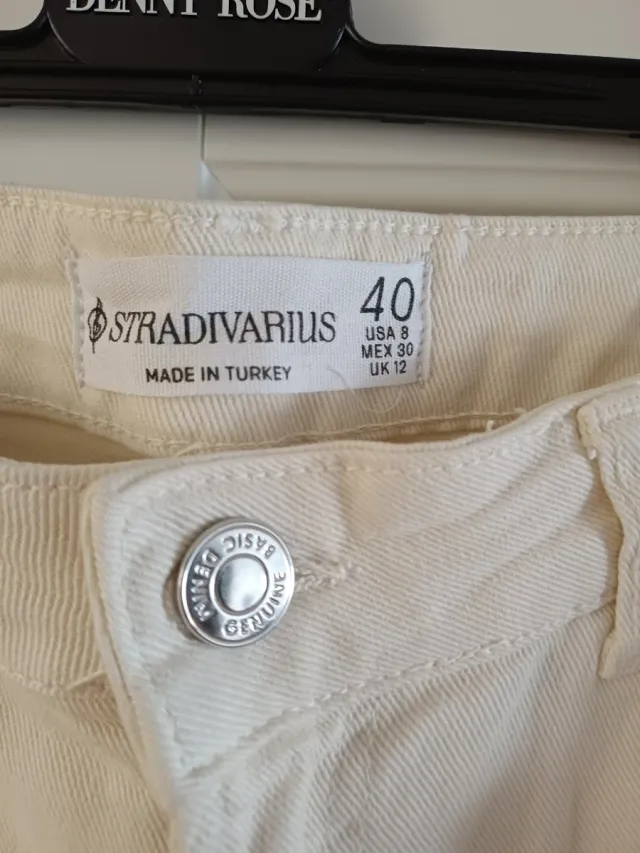Pantalón Stradivarius Beige Talla L