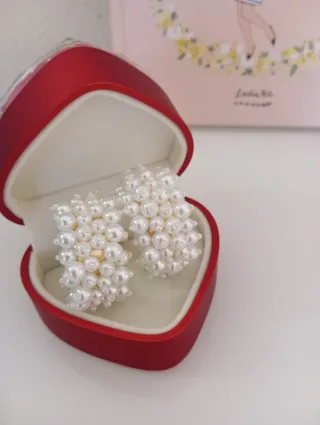 Pendientes perlas Stradivarius nuevos