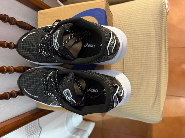 Zapatillas Asics Trail Running Negras