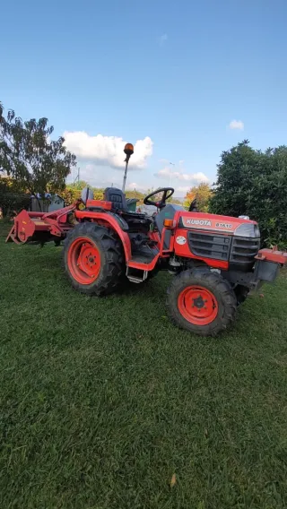 Tractor Kubota B1610 Pequeño 2007