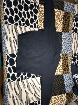 Jersey Bershka Negro Talla M