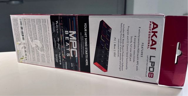 AKAI LPD8 Controller pads USB · Como novo