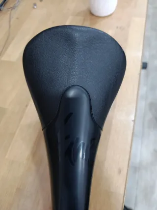 Sillín Tune poco uso