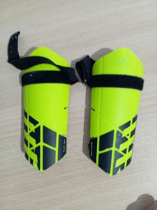 Espinilleras Fútbol Adidas Niño