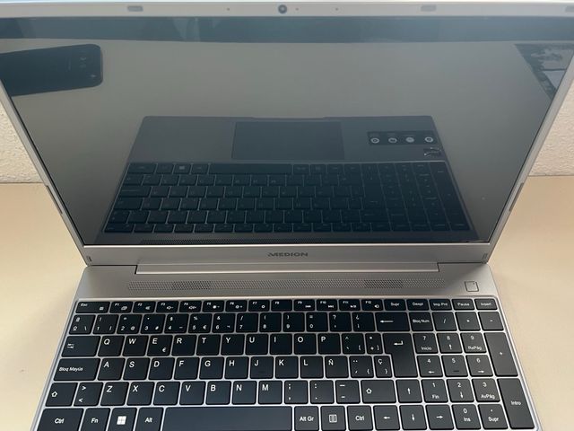 NUEVO | Portátil Medion 15