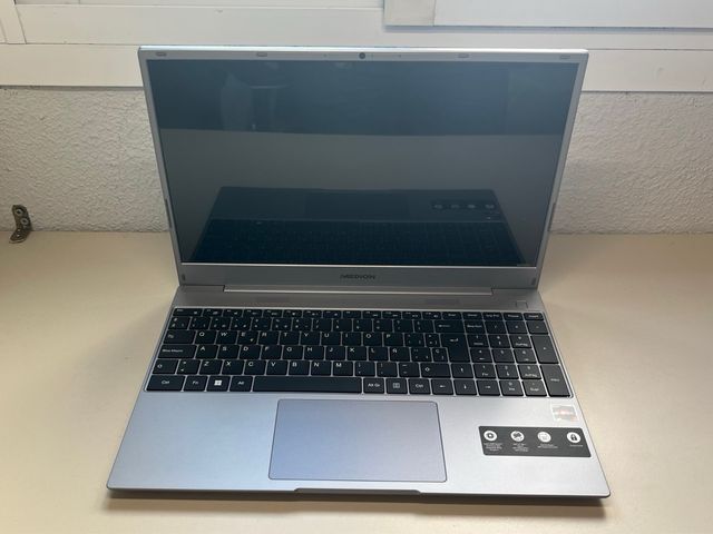 NUEVO | Portátil Medion 15