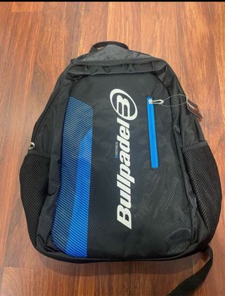 Mochila Bullpadel Negra y Azul