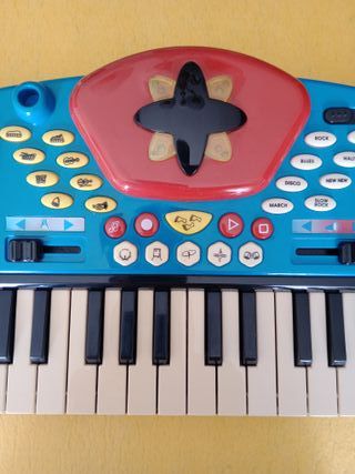 Organo infantil con luces y efectos