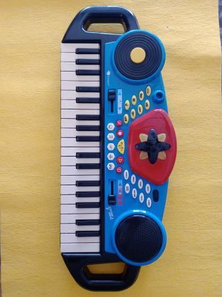 Organo infantil con luces y efectos