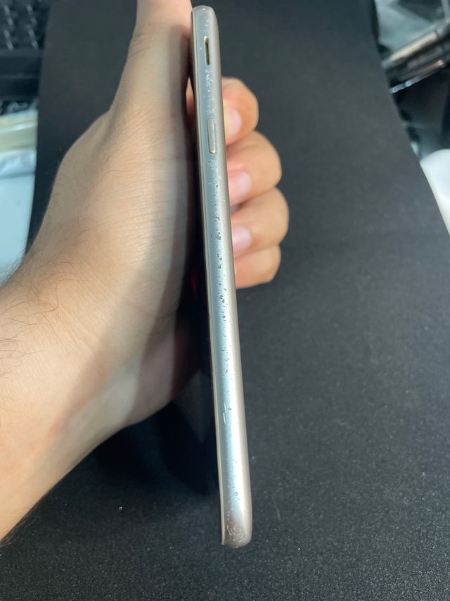 Samsung Galaxy J5 Dourado