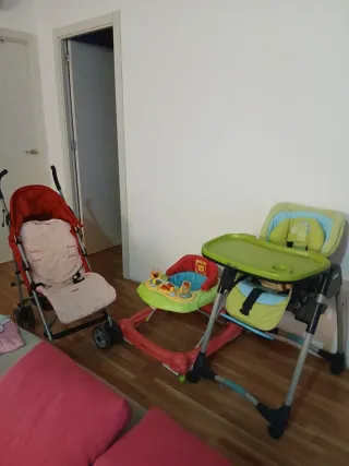 Trona y Silla de Paseo Bebé