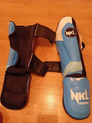 Espinilleras Muay Thai Talla M NKL