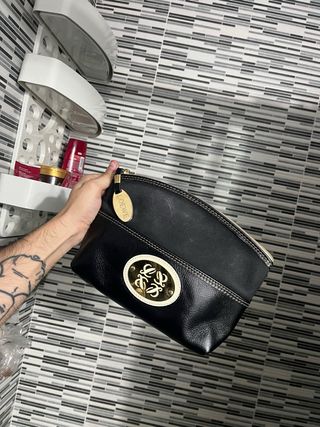 Neceser Loewe Vintage Negro y Dorado